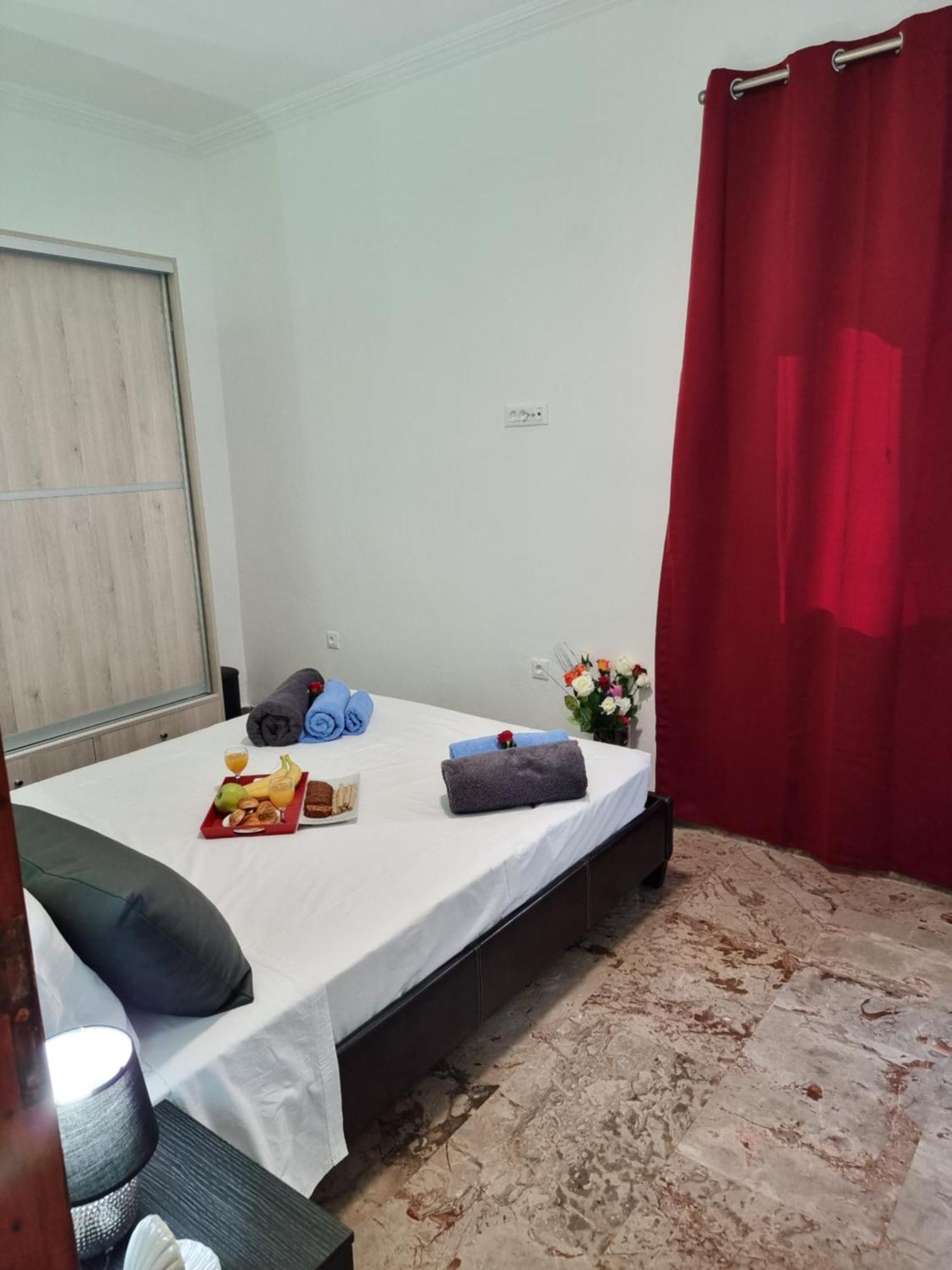 Luxury Lake - Center House Agios Nikolaos  Room photo